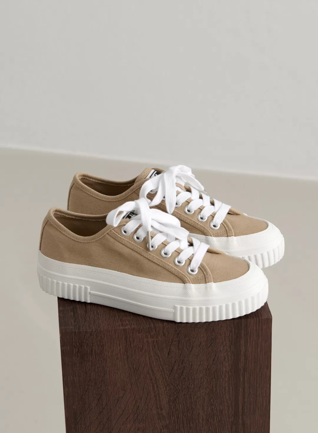 AIM’N Cotton Canvas Sneakers Beige Shop