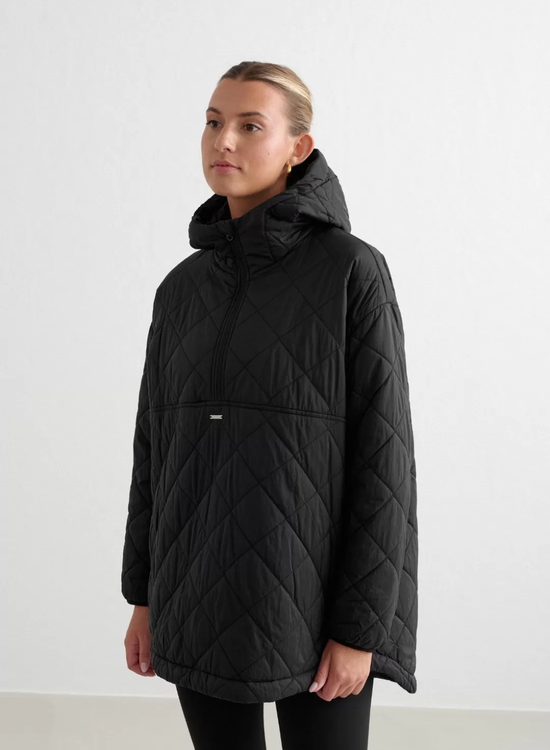 AIM’N Oversized Quilted Anorak Black Shop