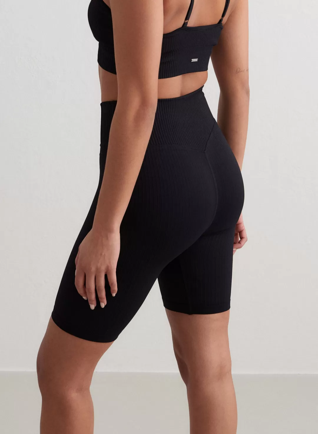 AIM’N Ribbed Seamless Biker Shorts Black Shop