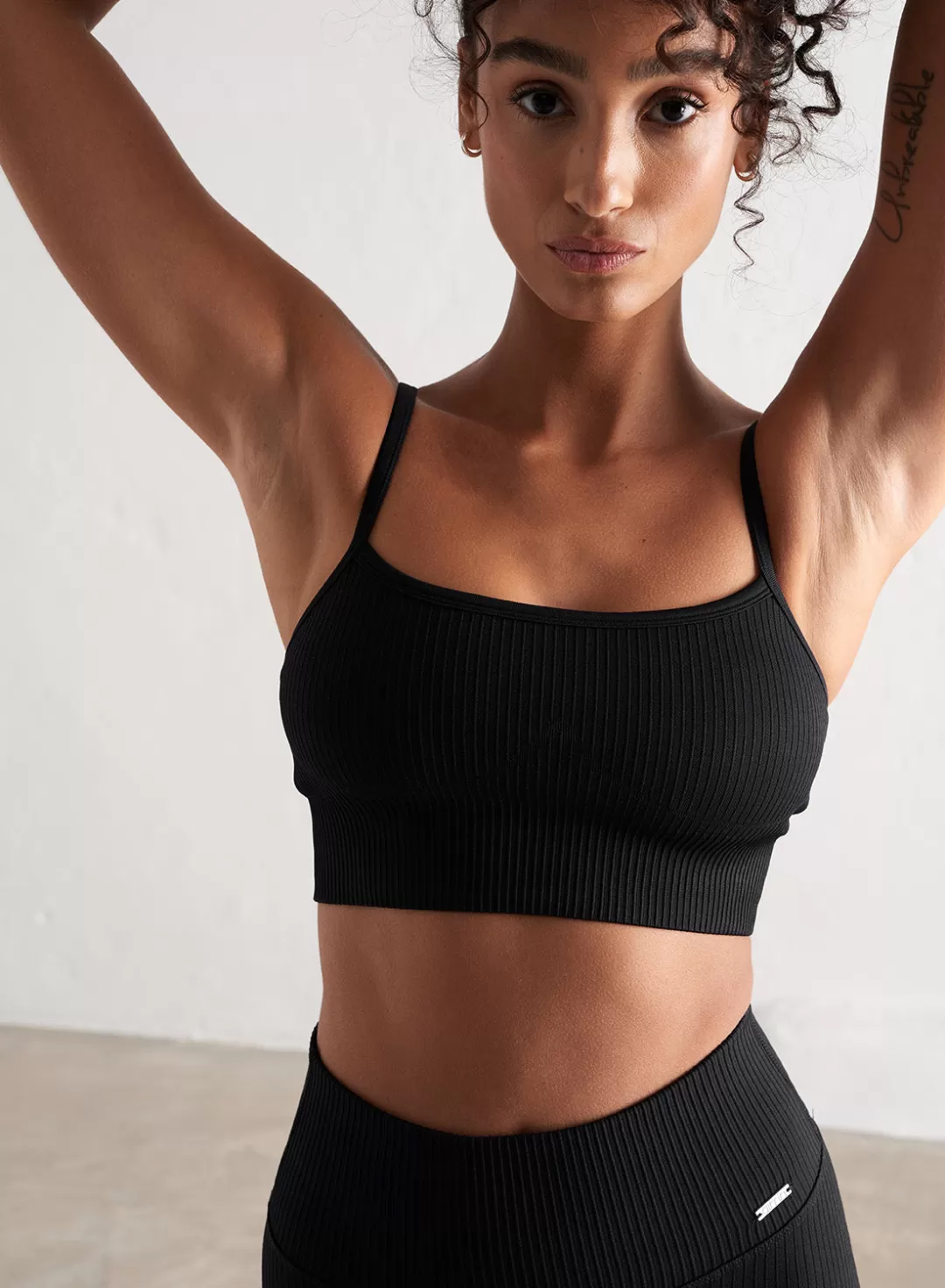 AIM’N Ribbed Seamless Strap Bra Black Clearance