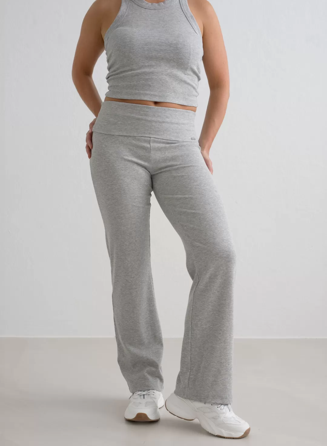 AIM’N Ease Ribbed Petite Pants Grey melange Shop