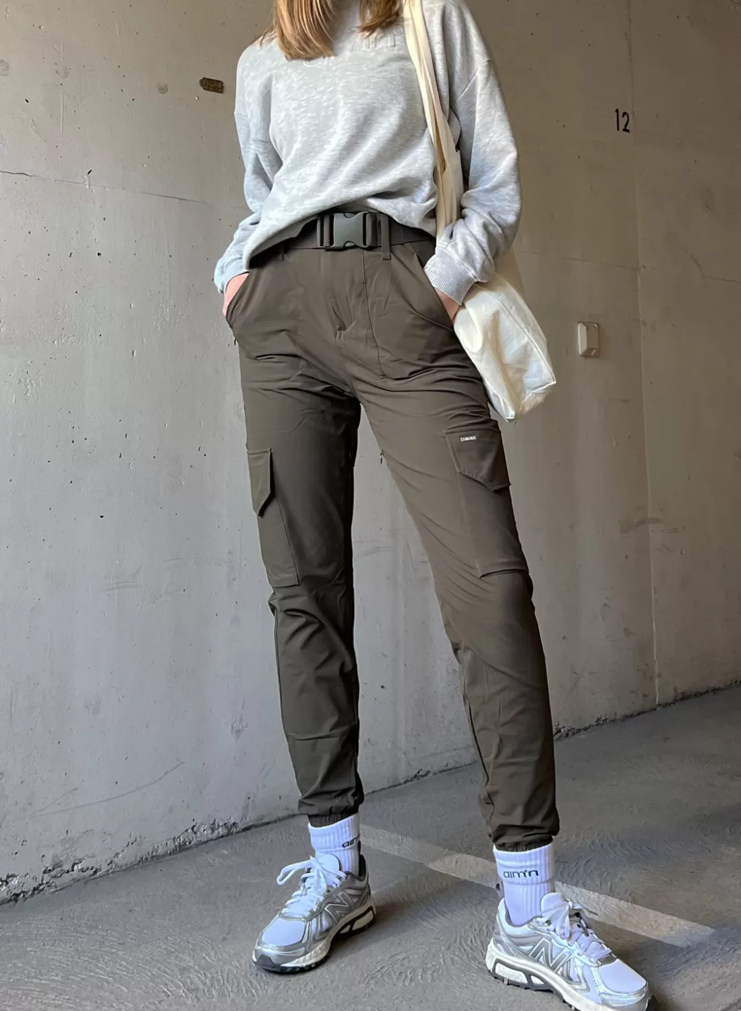 AIM’N Cargo Pants Khaki Hot