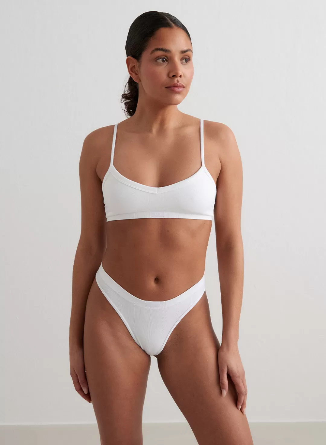 AIM’N Seamless Bra White Flash Sale